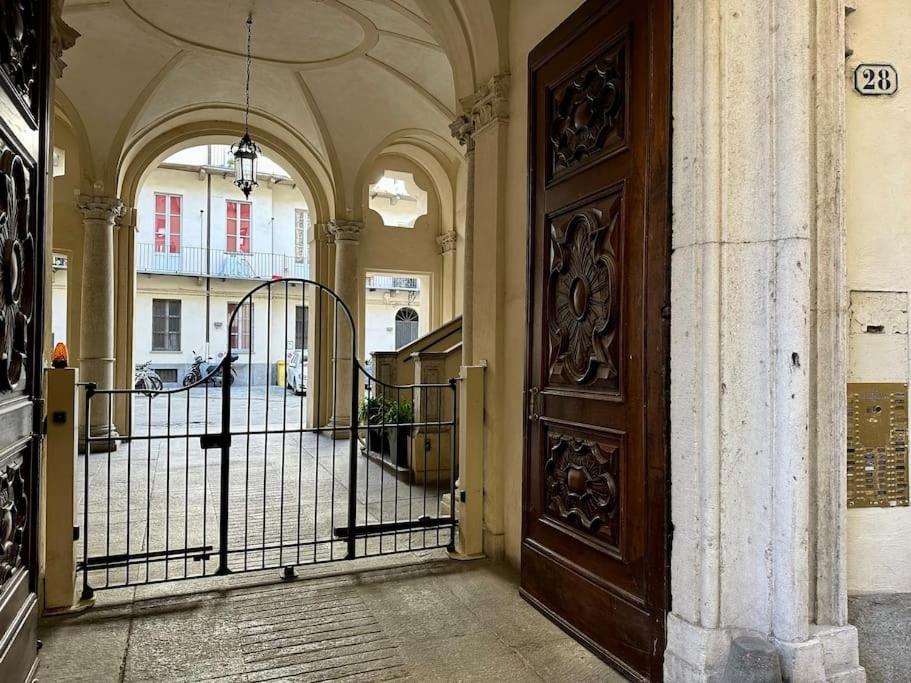Romano Suite Torino Esterno foto